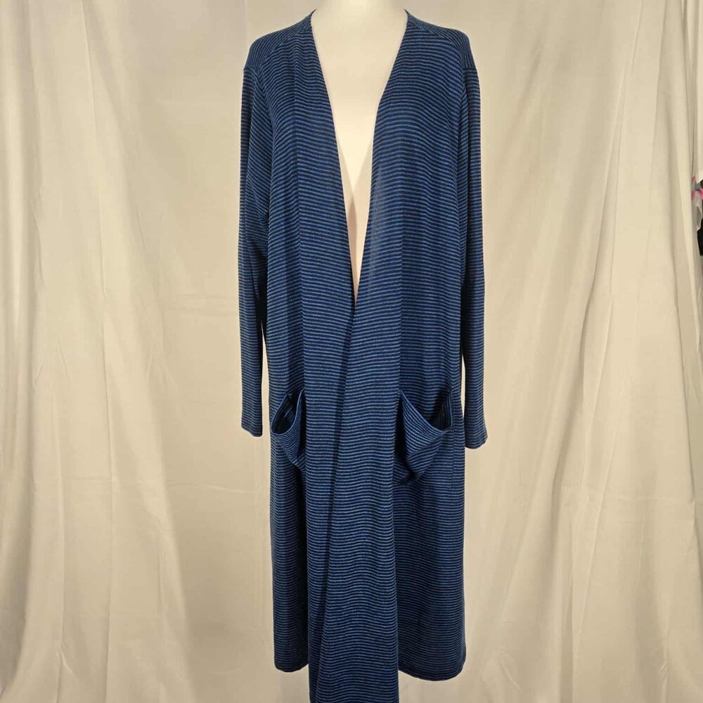 #106- LuLaRoe Sarah